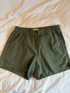 Madewell High-Waist Olive Green Casual Shorts